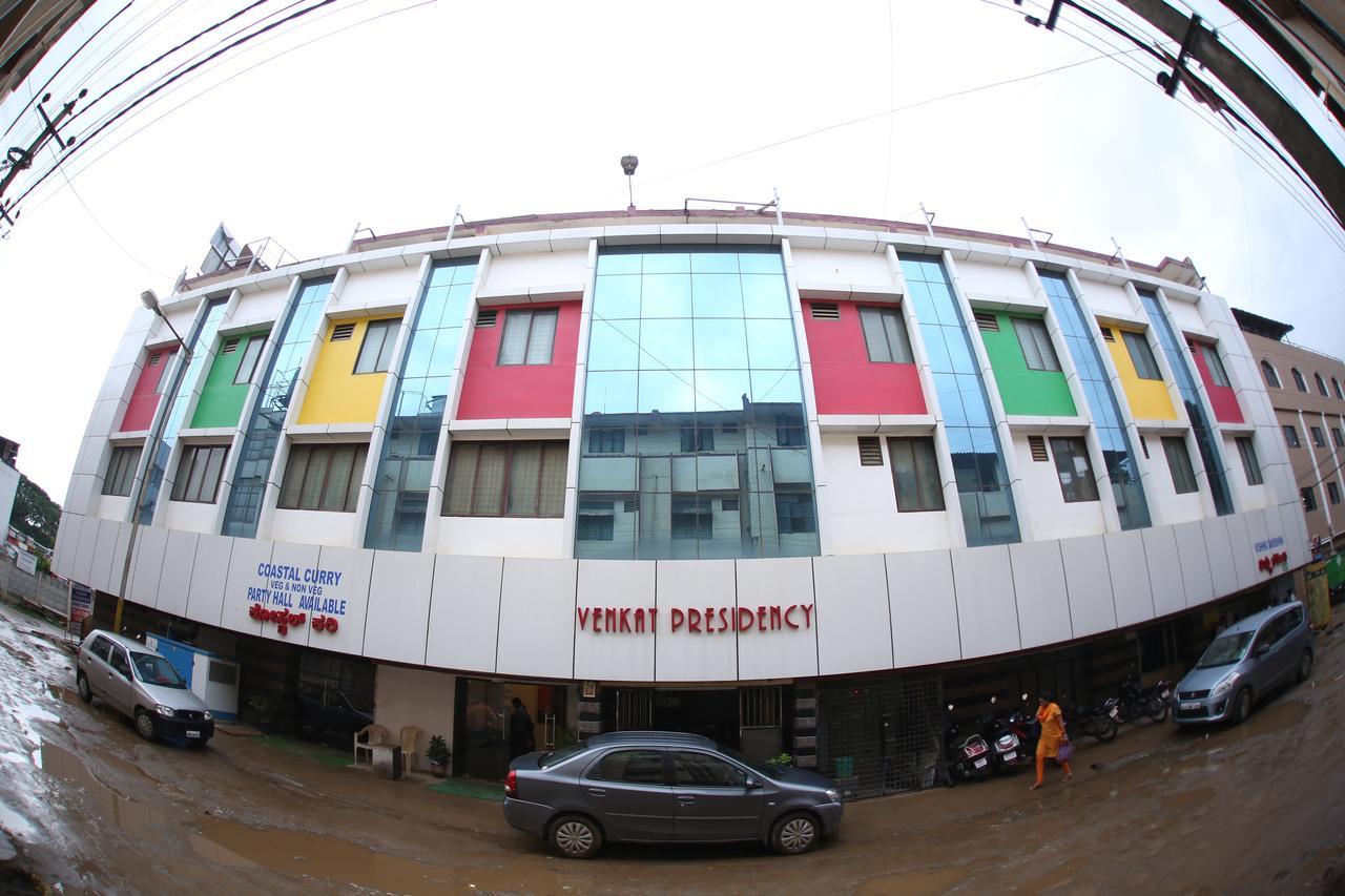 Hotel Venkat Presidency Bangalore Exterior photo