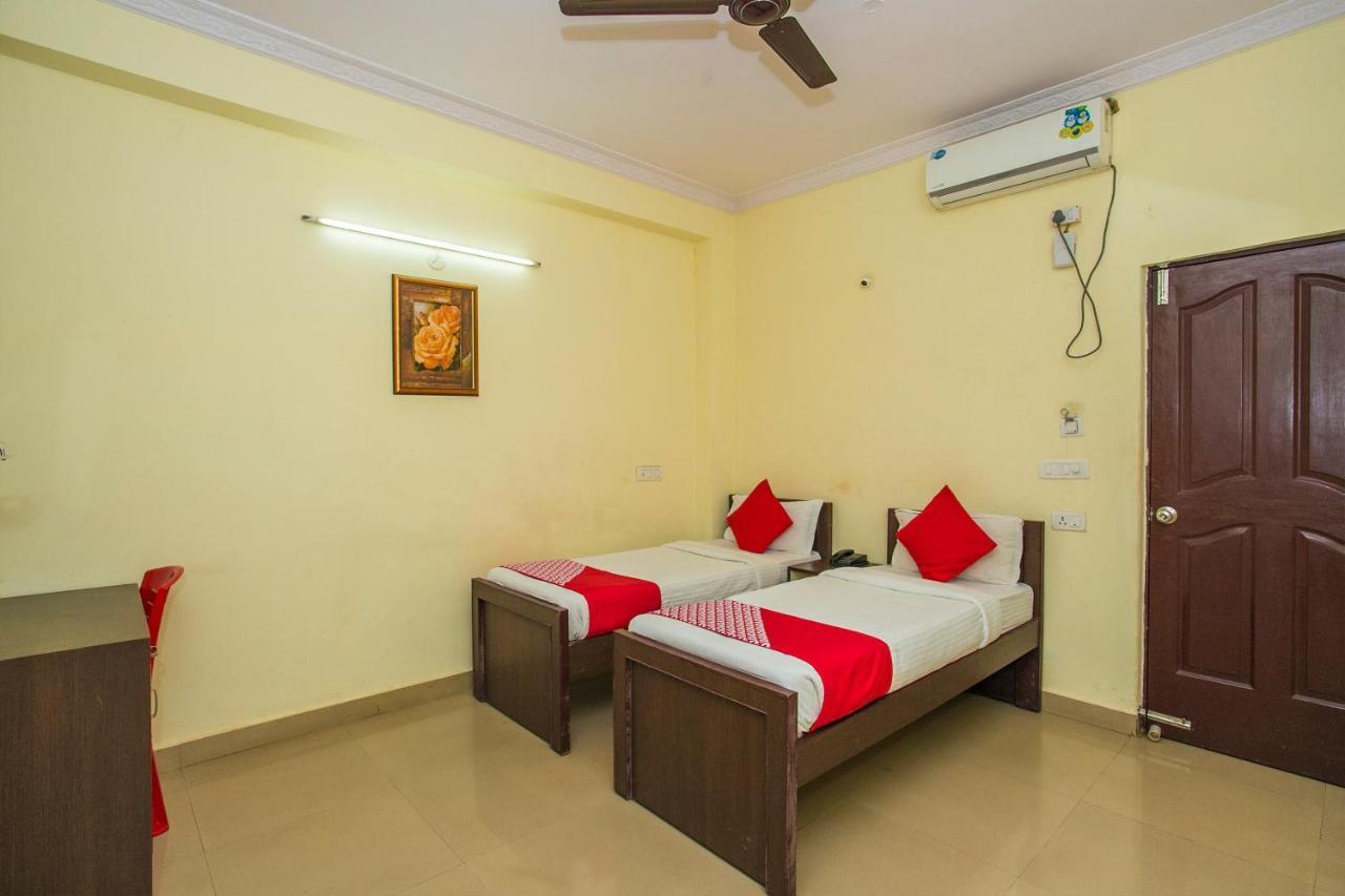 Hotel Venkat Presidency Bangalore Exterior photo